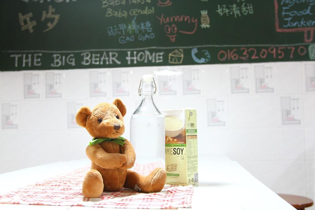 The Big Bear Home Malacca Exterior foto